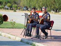 Türkü Solo Performansı